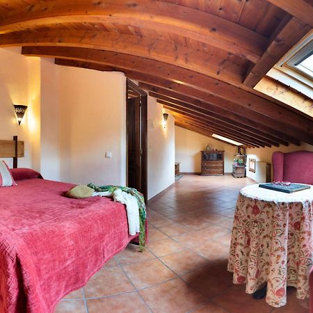 מונטחו דה לה סיירה Casa Rural Fuente Del Arca Montejo מראה חיצוני תמונה