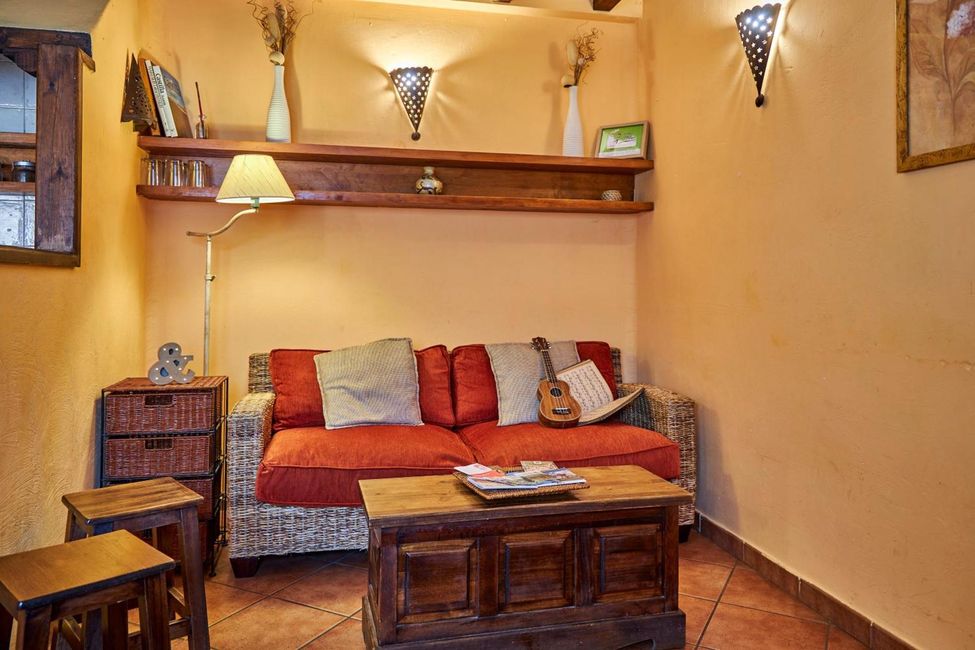 מונטחו דה לה סיירה Casa Rural Fuente Del Arca Montejo מראה חיצוני תמונה