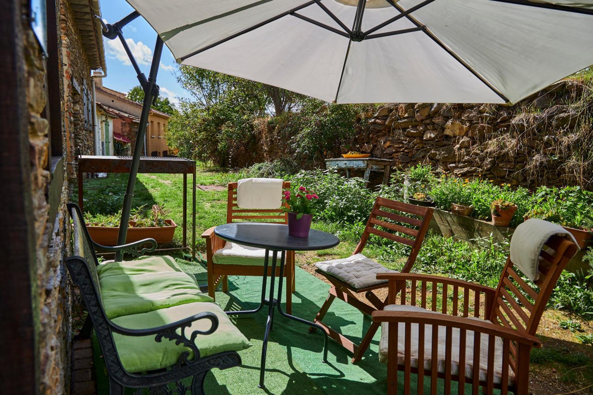 מונטחו דה לה סיירה Casa Rural Fuente Del Arca Montejo מראה חיצוני תמונה